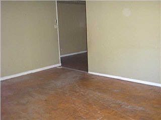 2nd image of 3305 4th Ave