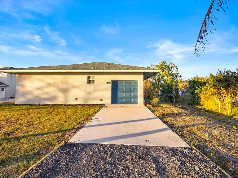 6934 Grapeview Blvd — Photo 40