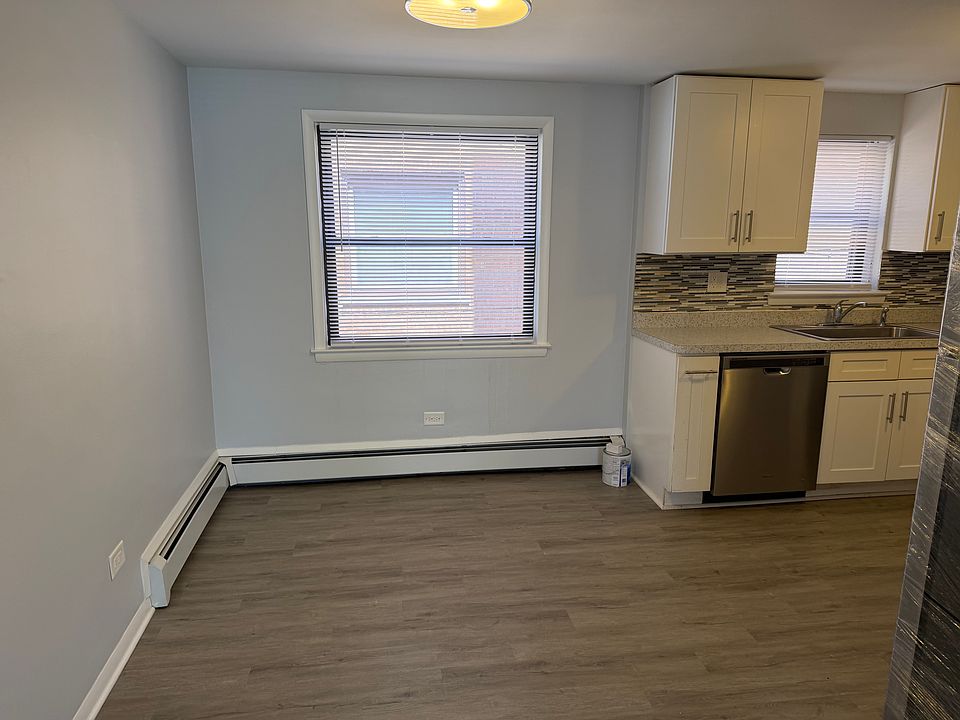Kitchen area for table