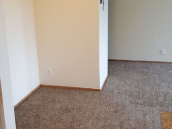 5th image of 3355 N Oakland Ave APT 302
