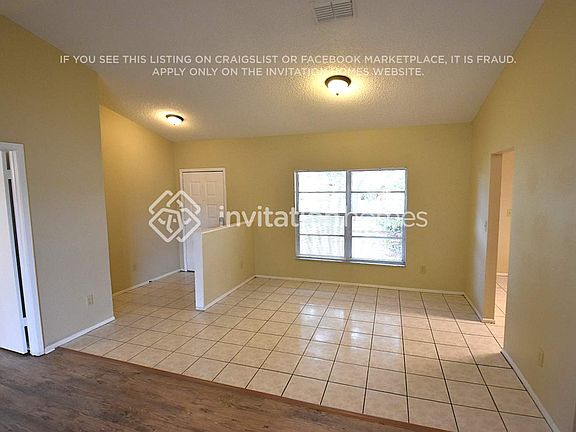 3rd image of 5014 Oakshire Dr