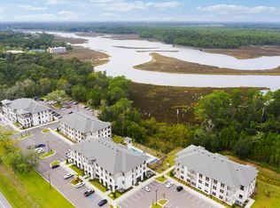 2501 Bienville Blvd #211, Ocean Springs, MS 39564