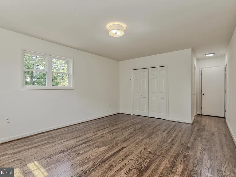 9902 Belhaven Rd — Photo 22