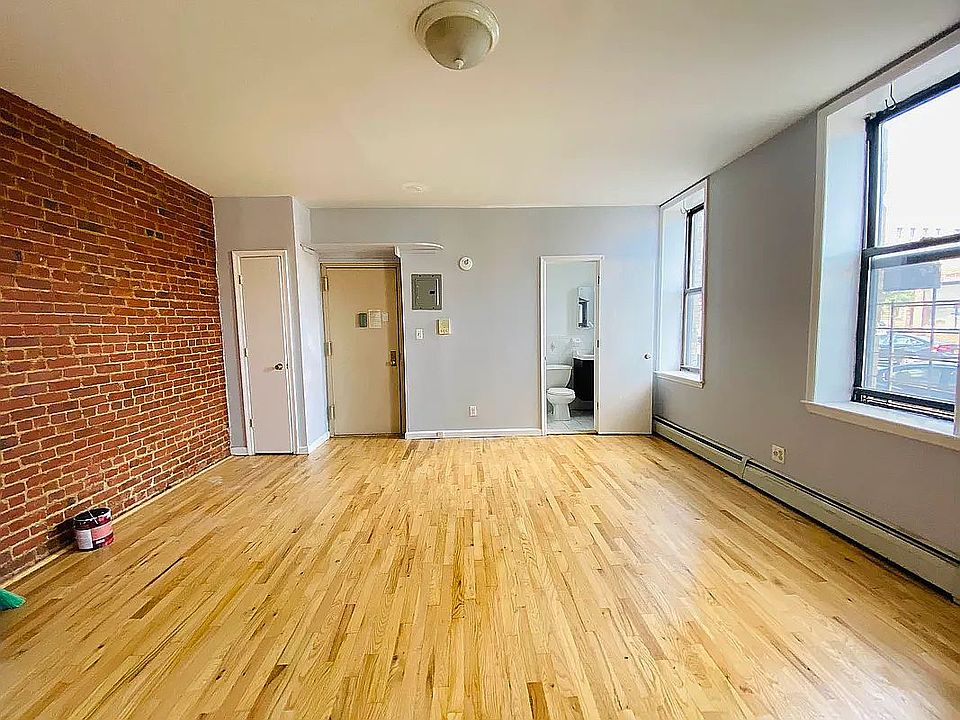 1st image of 40-04 36th Ave #4P