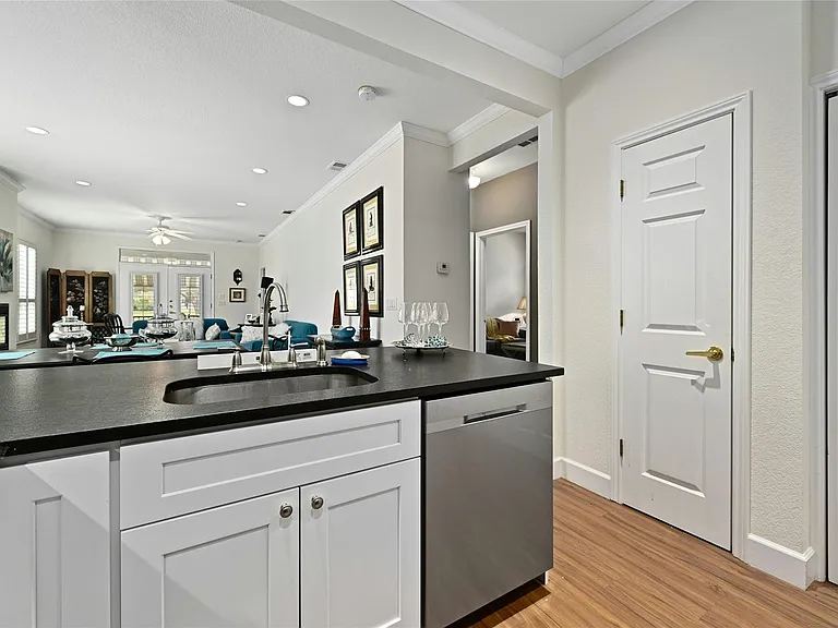 112 Ranier Ln — Photo 16