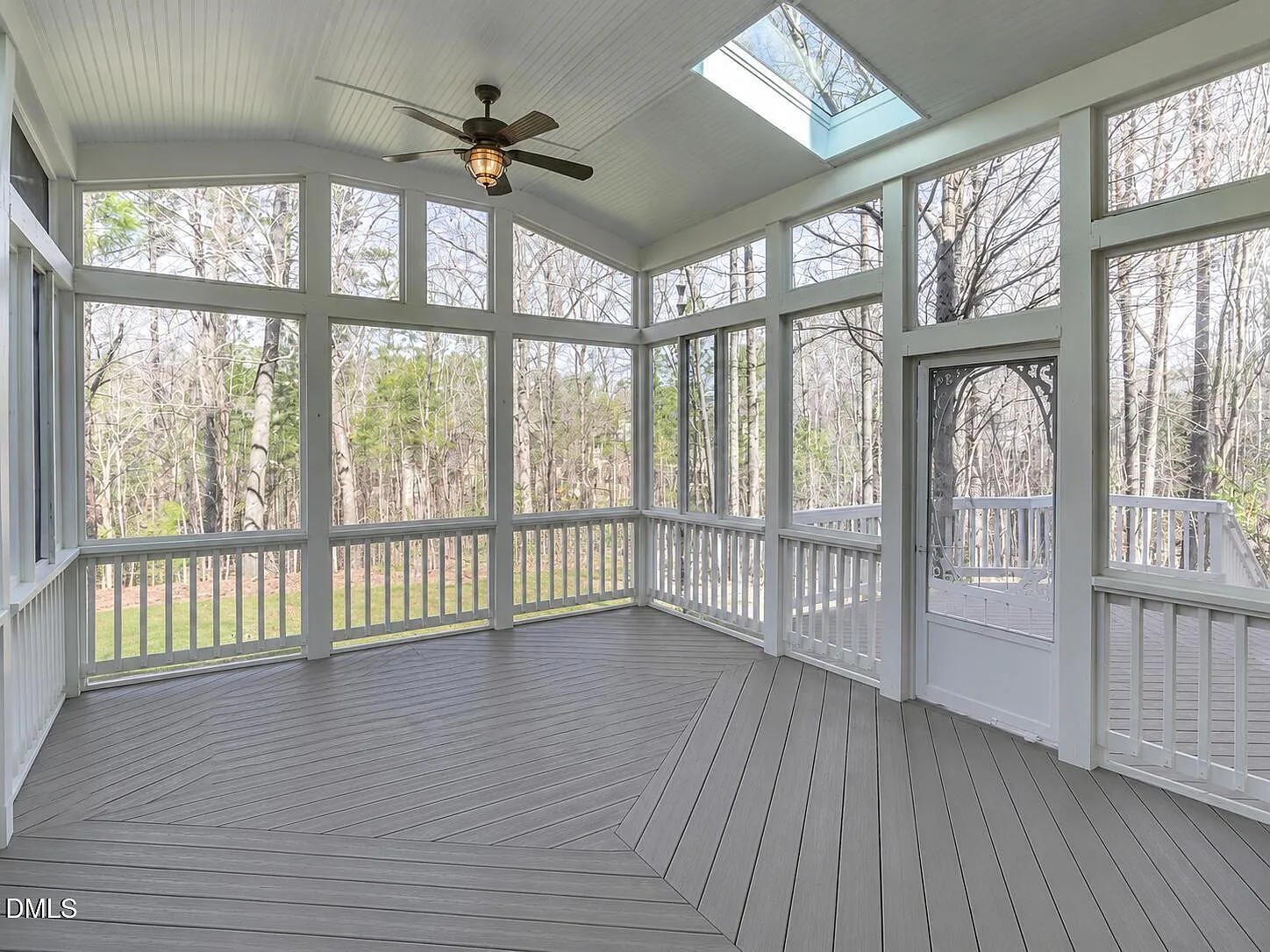 4 bed, 3.5 bath, $3,950 — Photo 4