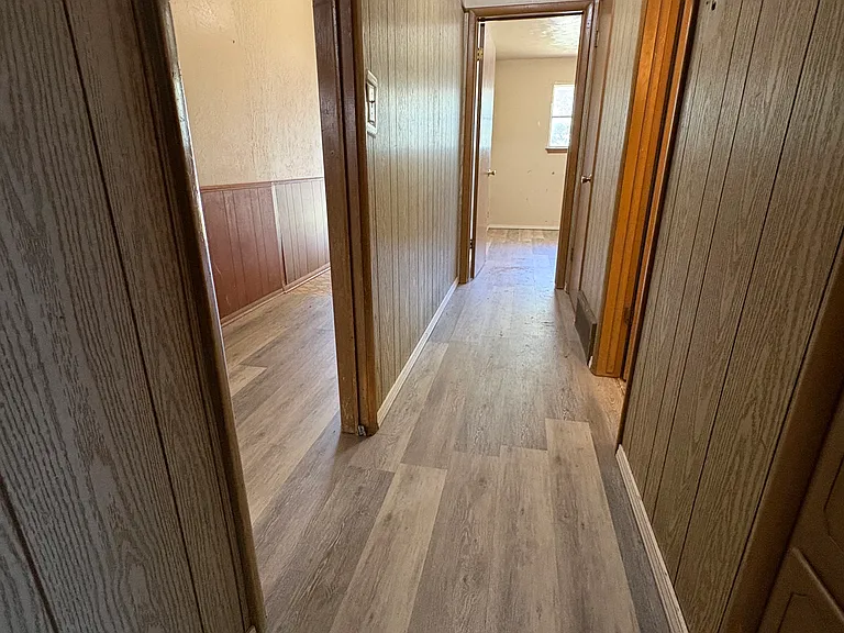 1300 SW 61st St — Photo 10