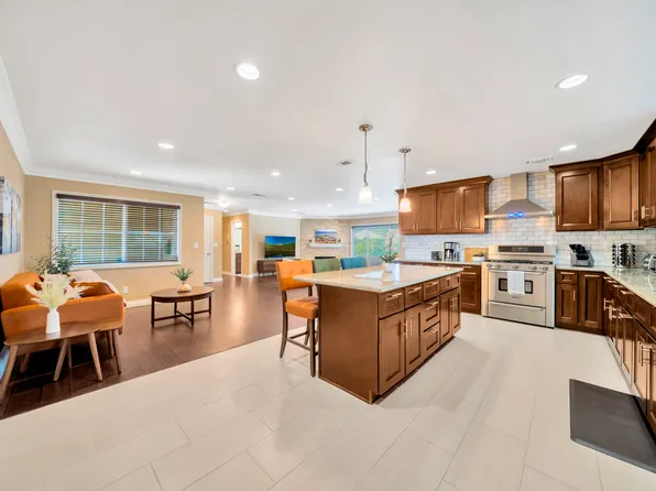 13341 Cromwell Dr, Tustin, CA 92780