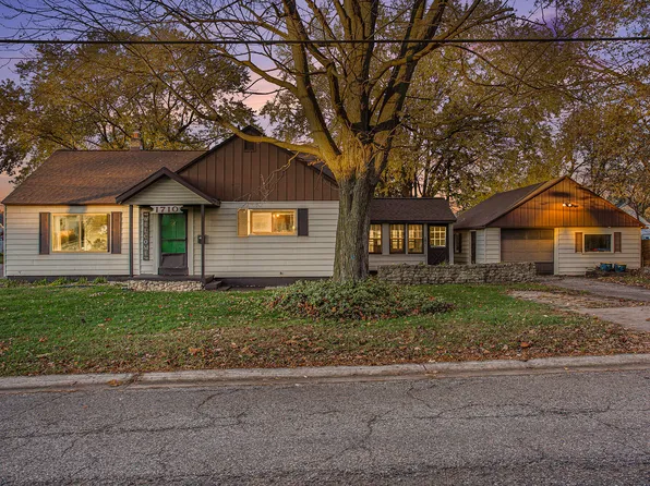 1710 Delwood Ave SW, Wyoming, MI 49509