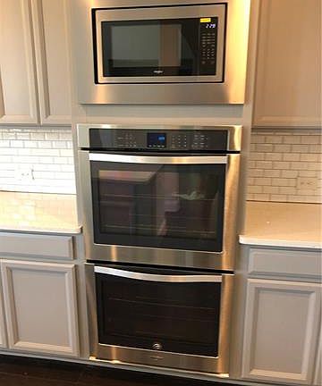 3rd image of 1625 Liberty Way Trl