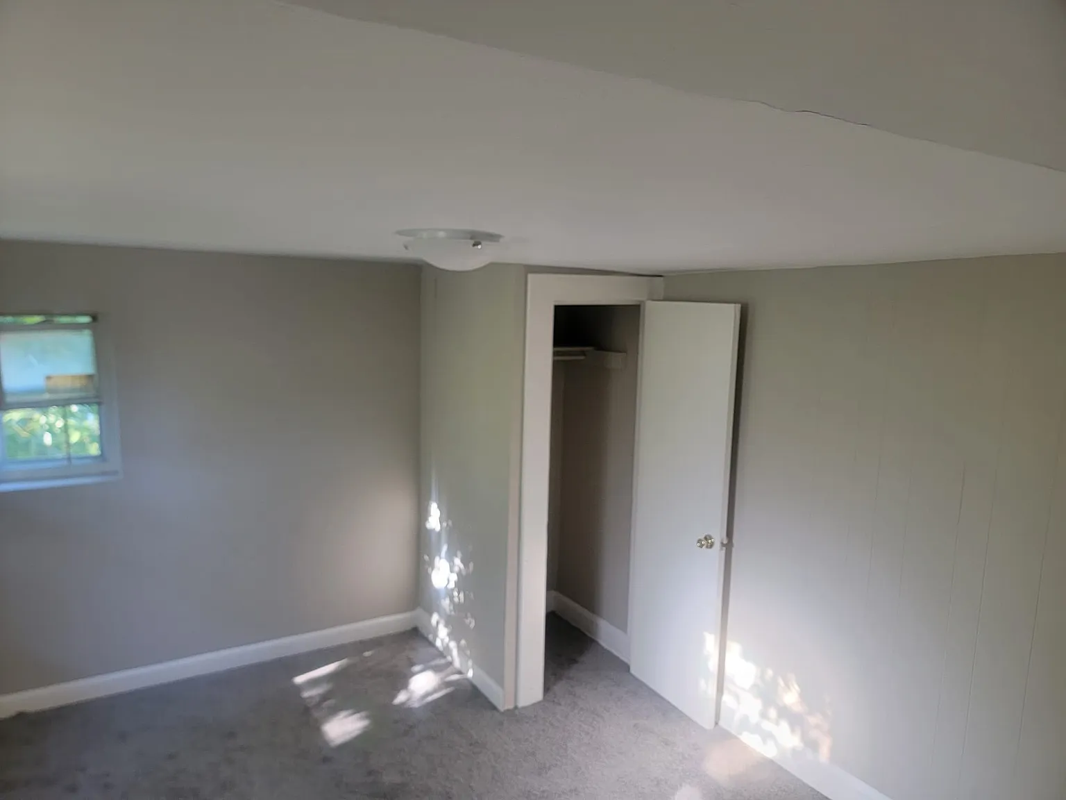 2 bed, 1000 sqft, $1,350 — Photo 4