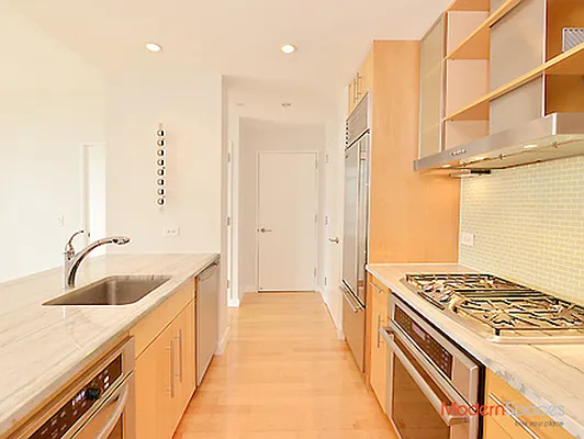 Rented by Modern Spaces | media 10