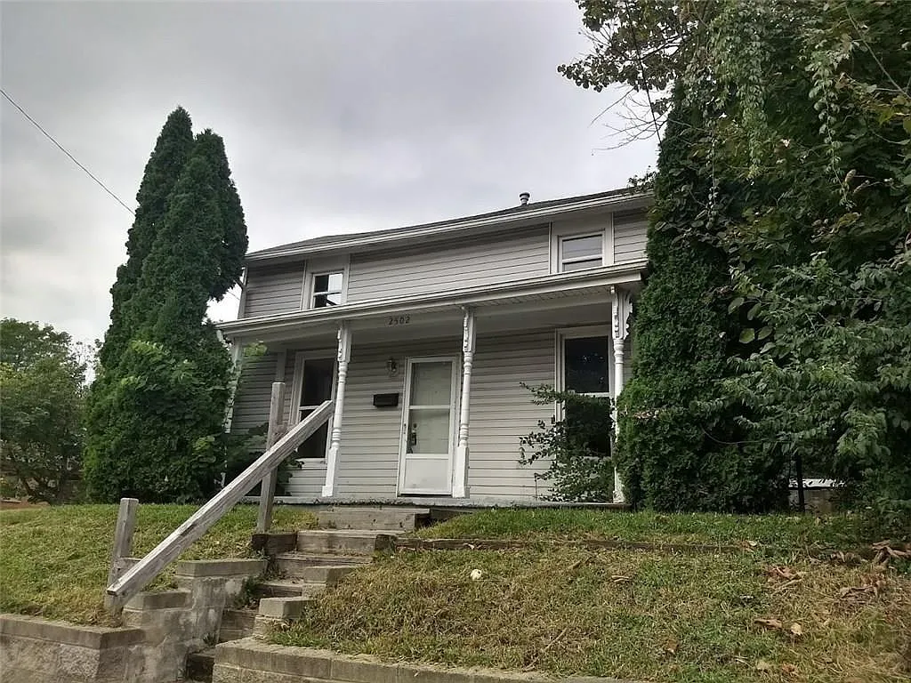 2502 Lexington Ave photo 1