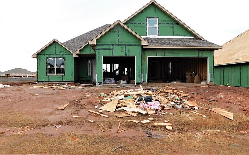 1st image of 4217 Silver Maple