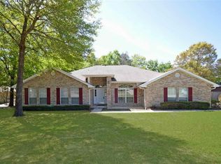 5982 Ridgeview Dr, Milton, FL 32570