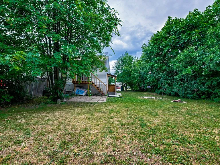 12 Moonbeam Grv #LOWER LEVEL — Photo 12