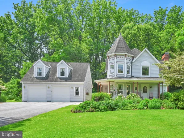3247 S 5th Ave, Myerstown, PA 17067