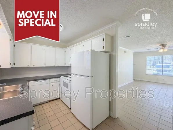 1027 N Wall St, Belton, TX 76513