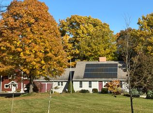 990 Willow Brook Ln, Williston, VT 05495