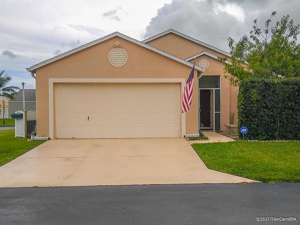 1st image of 55 Bentwater Cir