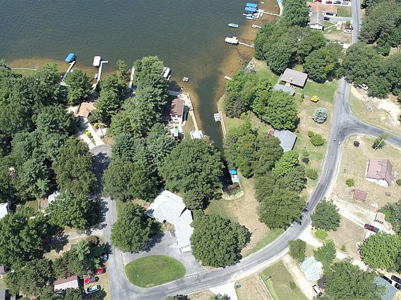 3rd image of 1954 N White Birch Dr