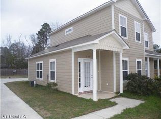 103 Earle Taylor Ln, Ocean Springs, MS 39564