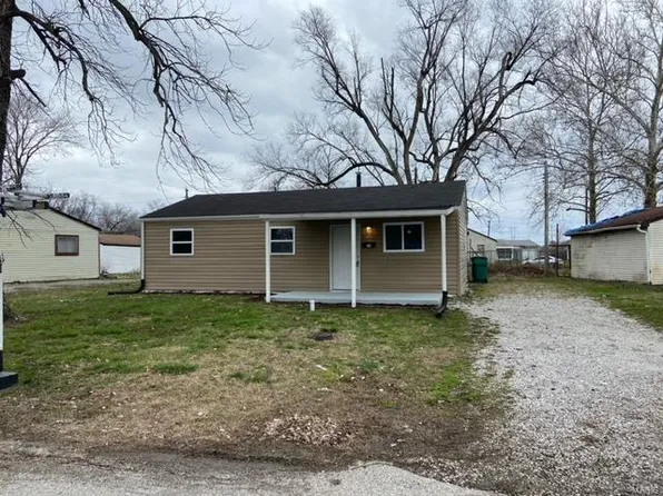 21 Saint Lambert Dr, Cahokia, IL 62206