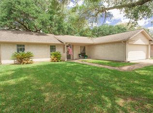 1712 Fulton St, Alvin, TX 77511