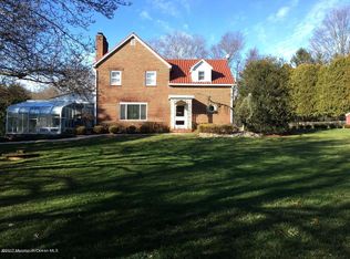 107 Middletown Rd, Holmdel, NJ 07733