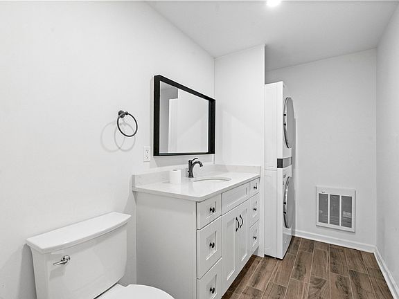 5th image of 54 W Somerset St