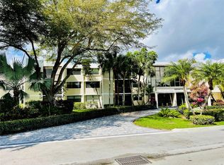 Country Club Apartments, Fort Lauderdale, FL 33326