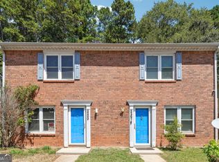 5269 Ridge Forest Dr, Stone Mountain, GA 30083