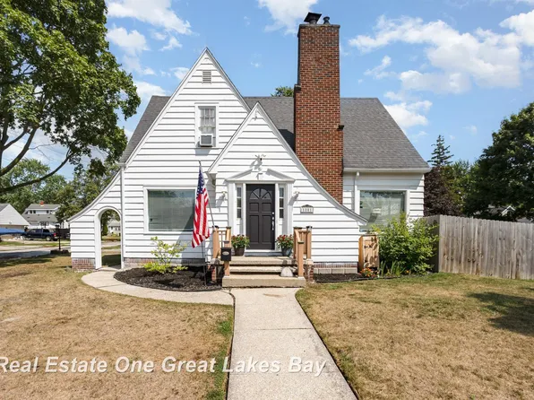 1801 S Warner St, Bay City, MI 48706