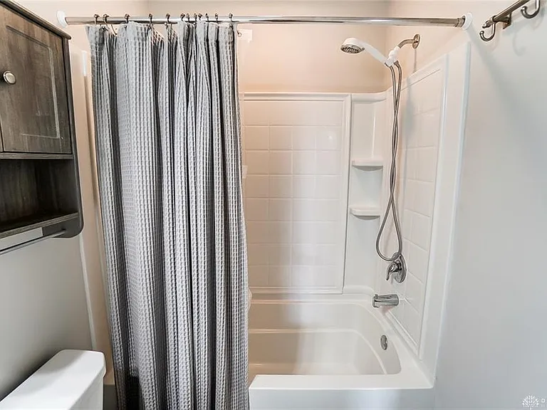 230 Keelboat Ct — Photo 18