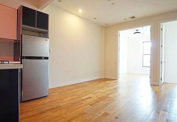 3rd image of 751 De Kalb Ave #3D