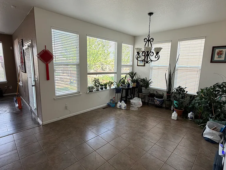 5556 Abbeywood Cir — Photo 3