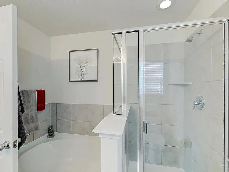 2207 Heaton St — Photo 19