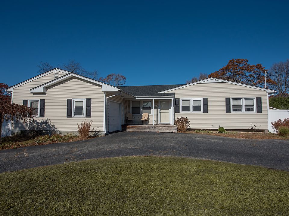 1st image of 9 Pearl Ave