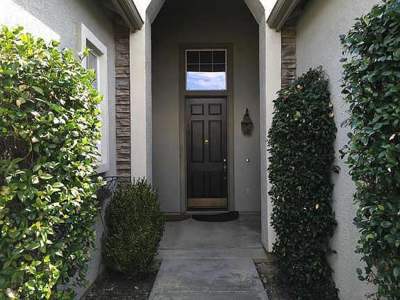 3rd image of 9829 Toscano Dr