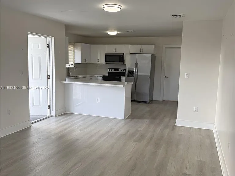 10384 SW 173rd St — Photo 11