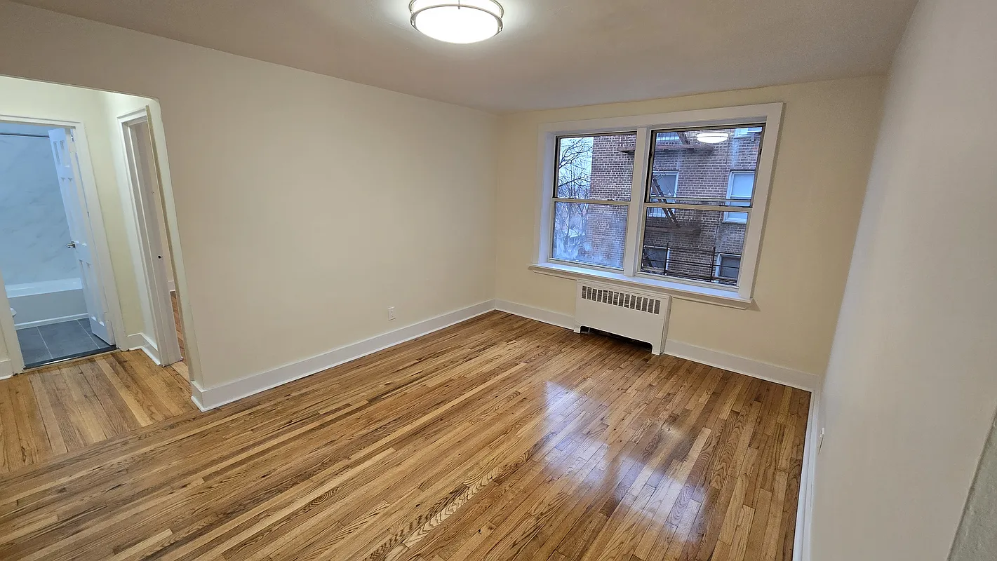 33-35 76th Street 4J