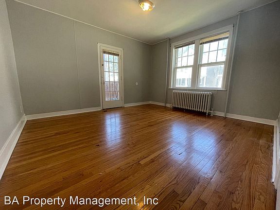 5th image of 101 Winnie St #B1