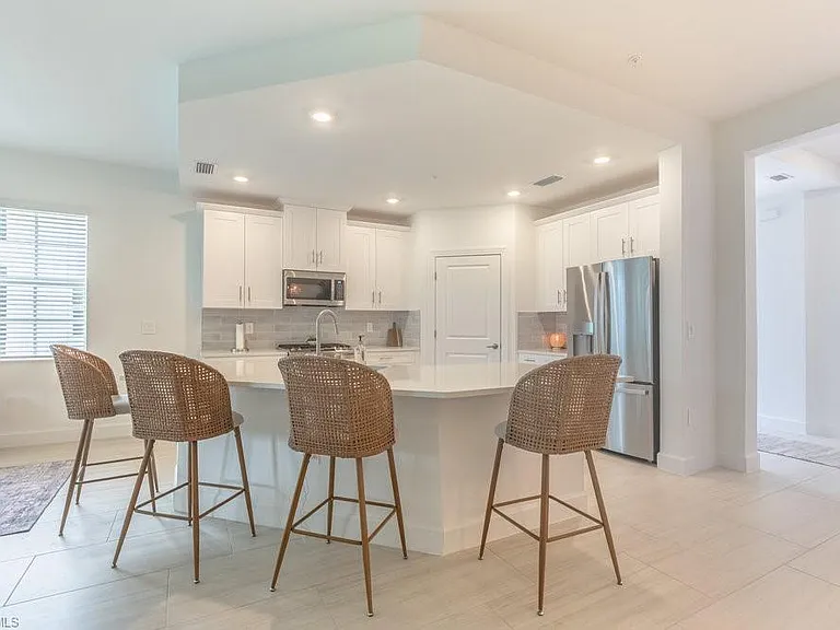 16903 Fairgrove Way #102 — Photo 5