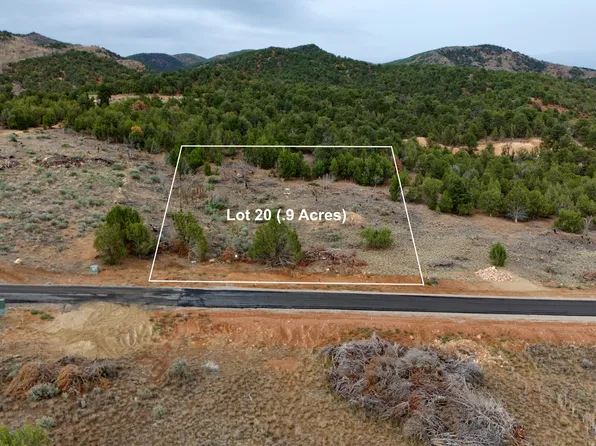 4953 E Cougar Run, Fairview, UT 84629