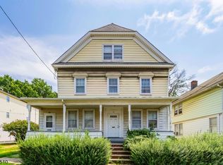 38 S 2nd St, Elizabethport, NJ 07206
