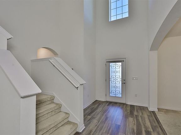 4th image of 16720 Mooner Plank Cir
