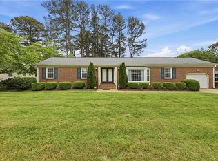 5221 Bingham Dr, Portsmouth, VA 23703