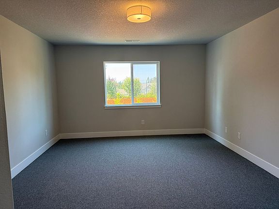 5th image of 9712 NE 29th Ave