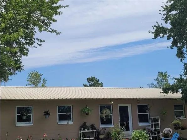 9451 NE 111th St, Archer, FL 32618