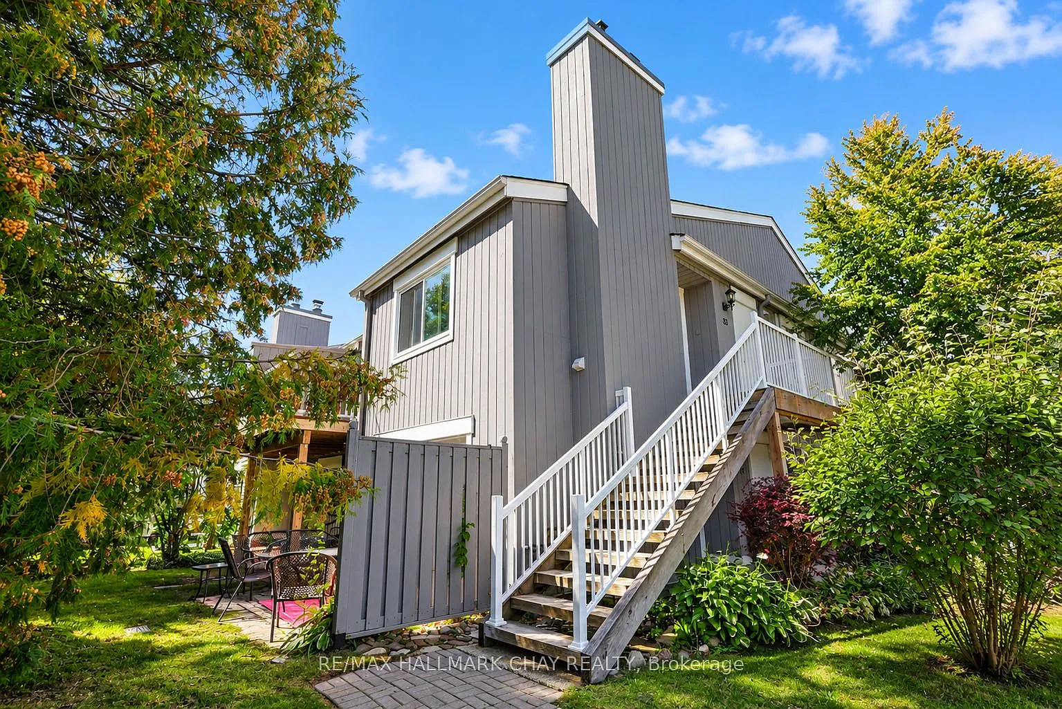 19 Dawson Dr — Photo 3